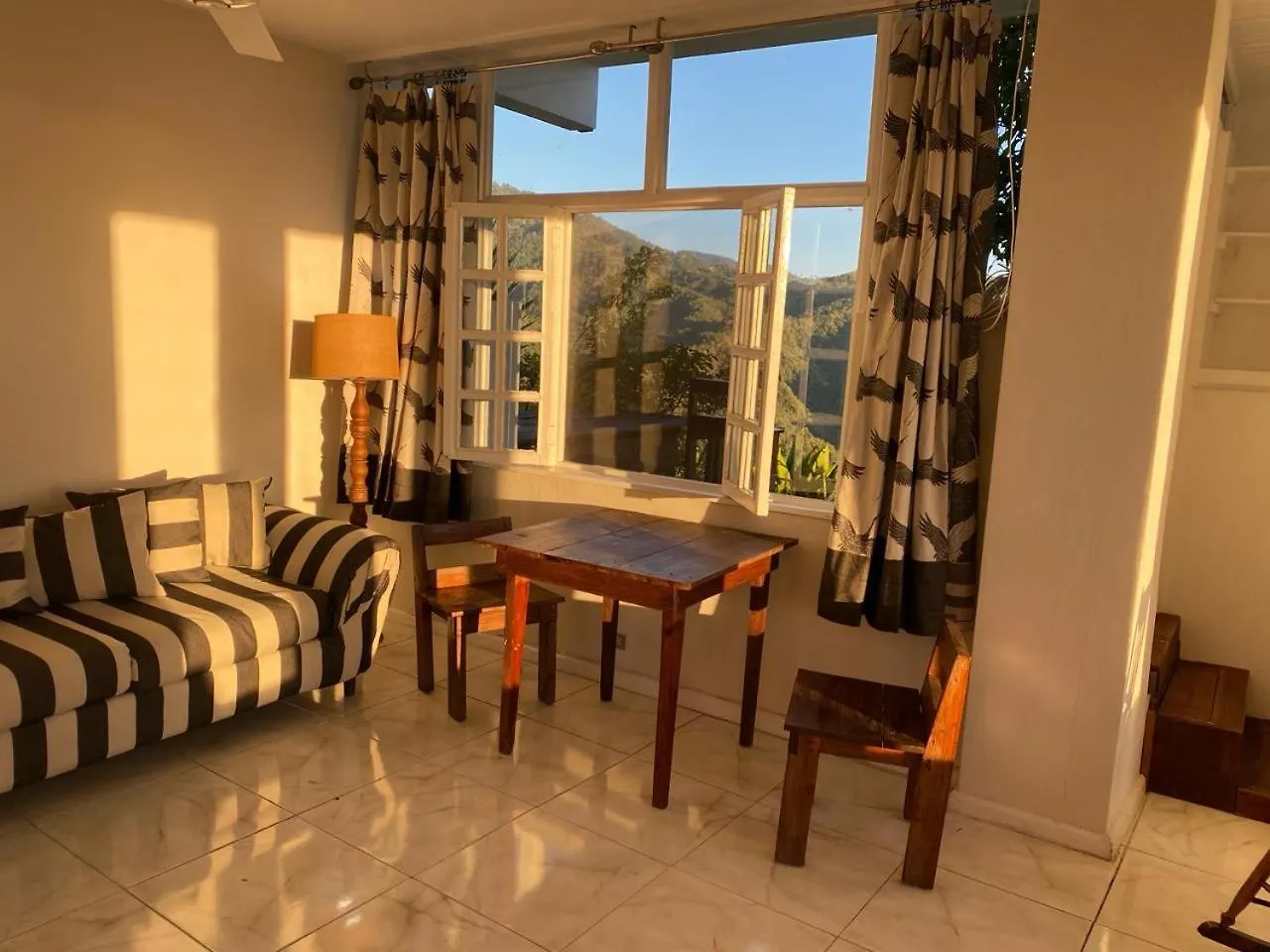 The Apartment At Tranquility Estate Kingston