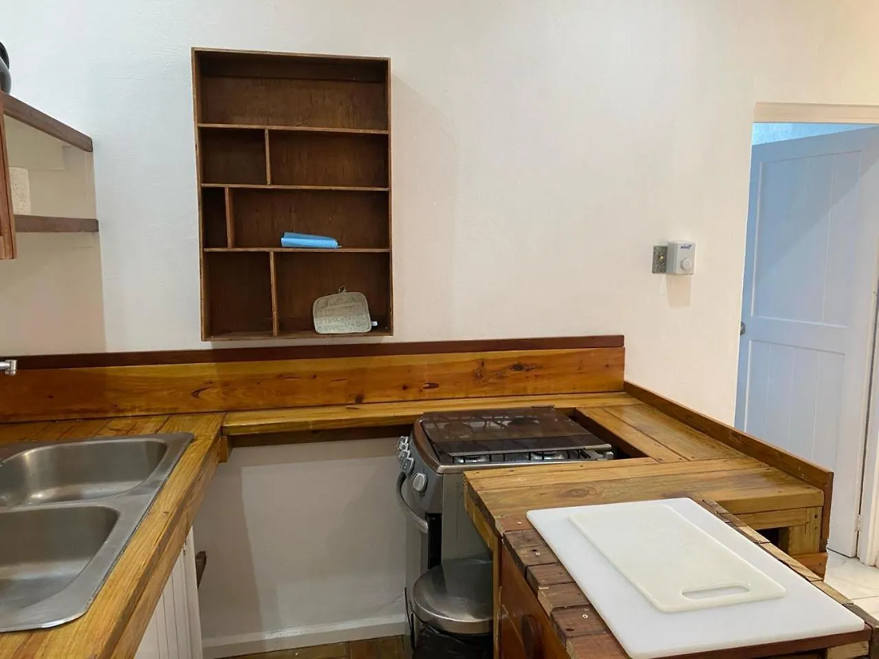 The Apartment At Tranquility Estate Kingston 0*,